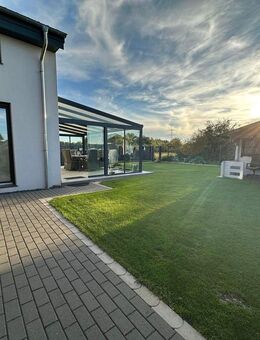 Familienhaus mit zwei eigenständigen Wohnbereichen - Verden (Aller)