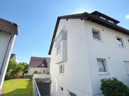 Charmant & Bezugsfrei: 3-Zimmer-Dachgeschosstraum mit TG-Stellplatz - Alfdorf