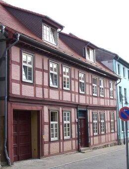 historisches und gepflegtes sowie Denkmalgeschützes Mehrfamilienhaus in zentraler Lage - Stavenhagen (Reuterstadt)