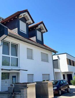 Wohnen über den Dächern von Hochheim - mit Stil, Charme und Sonnenterrasse! - Hochheim (Main)