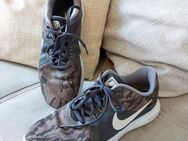 Nike Laufschuhe 40 - Bestensee