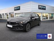 Fiat Tipo, 1.5 GSE Mild-Hybrid Cross (EURO 6d), Jahr 2024 - Hamburg