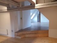 Zentrales u. ruhiges Wohnen in der schönsten Straße d. Erlanger Altstadt. 3 Zimmer DG-Wohnung 93 m² WF - Erlangen