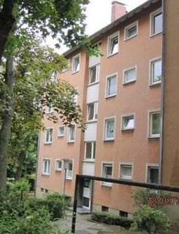 Kapitalanlage! Vermietete 4-Zimmerwohnung mit Balkon in Friedrichsdorf - Friedrichsdorf