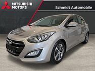 Hyundai i30, 1.6 CRDi Style, Jahr 2016 - Weißenburg (Bayern)