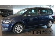 VW Touran, 1.6 TDI Cup | |, Jahr 2015 - Blaufelden