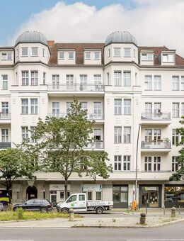 Altbaucharme trifft Luxusausstattung - Apartment im Güntzelkiez - Berlin