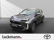 Toyota Yaris Cross, 1.5 Hybrid Team Deutschland Winterpaket, Jahr 2024 - Wuppertal