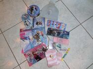 EISKÖNIGIN/ ELSA/ Diverses/ Accessoires/ Mütze/ Spiel/Socken/CD.. - Duisburg