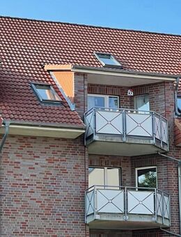 Großzügige Maisonette mit zwei Vollbädern, Balkon & TG-Stellplatz - Elmshorn