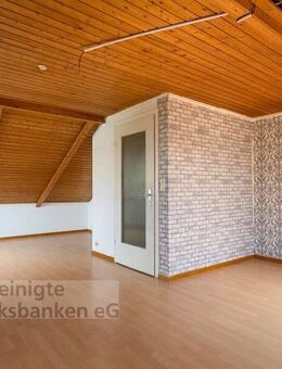 Sonnige Dachgeschosswohnung mit Weitblick & Balkon in Döffingen! - Grafenau (Baden-Württemberg)