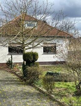 Sie suchen einen Bungalow auf großem eingewachsenem Grundstück in ruhiger Wohngegend* - Karlstein (Main)