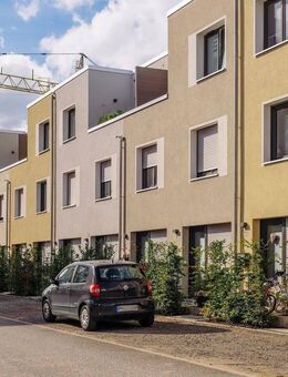 Wohn(t)raum auf zwei Etagen mit Design-Bodenbelag // ZG EG/1.OG , Wohnung 11 - Wolfsburg