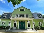 Klassisch-elegantes Gutshaus in Golfplatznähe mit Ferienwohnungen, Gästehaus und Pool - Garz (Rügen)