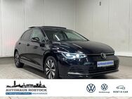 VW Golf, 1.5 VIII Move eTSI, Jahr 2023 - Rostock