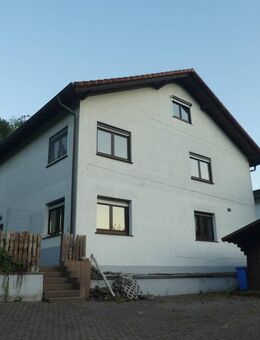 Ihr neues Zuhause: Familienhaus mit Einliegerwohnung in Dudenrod! - Büdingen