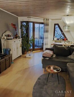 Gemütliche 3 Zimmer-Wohnung mit großem Balkon und Garage! - Eberdingen