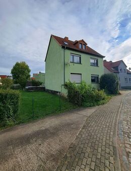 Viel Platz bis unter's Dach vor'm Geiseltal - Merseburg