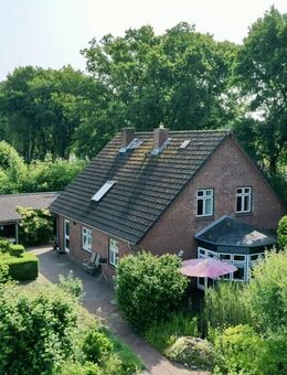 Wohnen mit Stil - Einfamilienhaus mit Landhausküche, Garten & Teichidylle - Lauenbrück