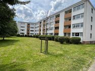 DU - Vierlinden : Komplett renovierte 3-Zimmer-Wohnung im 1. OG zu vermieten ! - Duisburg