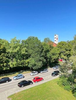 Ruhige, helle Eigentumswohnung mit zwei Dachterrassen in Ramersdorf-Perlach - München