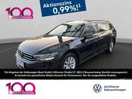 VW Passat Variant, 1.5 TSI Business, Jahr 2023 - Mönchengladbach