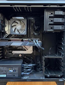 Gaming-PC zu verkaufen (AMD Ryzen 7 3700X, GeForce RTX 2080) - Regensburg