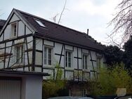 Historische Hofschaft in Wuppertal-Wichlinghausen: Ein Denkmalgeschütztes Juwel - Wuppertal