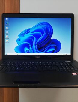 Asus X72 Dr 17" SSD 240 GB 8 GB RAM Windows 11 Pro mit Original Netzteil - Bretten