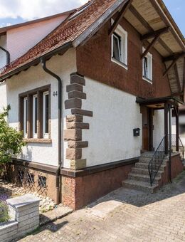 Gepflegte Doppelhaushälfte in Villinger Südstadt - Villingen-Schwenningen