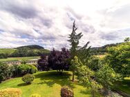 RESERVIERT: Exklusive Residenz mit Panoramablick: Großzügiges Wohnen auf 300 m² in idyllischer Lage - Winnenden