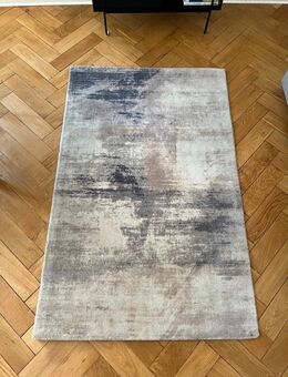 Moderner Teppich in Top-Zustand – stilvoll & pflegeleicht - Berlin Charlottenburg-Wilmersdorf