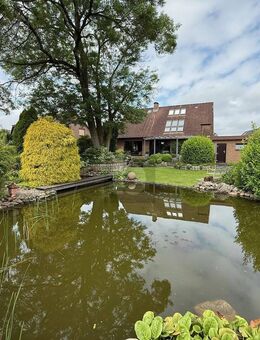 LICHTDURCHFLUTET MIT PARKÄHNLICHEM GARTEN - Ottenbüttel