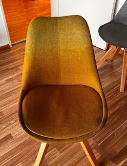 Vier Stühle günstig abzugeben - Basel