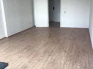 WUNDERSCHÖN UND TOP RENOVIERTE 1-ZIMMER WOHNUNG IN 1A LAGE AM DUTZENDTEICH MIT BALKON! - Nürnberg
