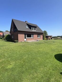 1 Familienhaus auf großem Grundstück - Ganderkesee