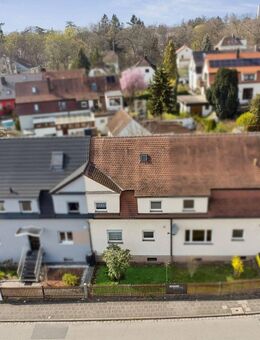 Leerstehendes Reihenmittelhaus in zentraler Lage von Zirndorf - Zirndorf