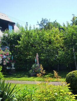 Doppelhaushälfte mit 664 qm ruhigem Garten - in einer kleinen Siedlung in Oberschleißheim - Oberschleißheim