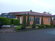 Bungalow mit Doppelgarage in Glandorf - Glandorf