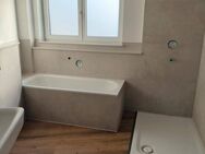 ** ERSTBEZUG! 4,5 Zi.-Wohnung, 107 qm Wfl. im 1. OG, hochwertige Bauweise, modern und schick ** - Bad Rappenau
