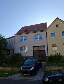 Saniertes Zweifamilienhaus in ruhiger Lage von Niederorschel zur Eigennutzung oder als Renditeobjekt - Niederorschel