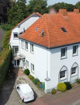 historisches Mehrfamilienhaus mit 4 Wohnungen & Potenzialgrundstück in guter Lage von Neuenkirchen - Neuenkirchen (Nordrhein-Westfalen)