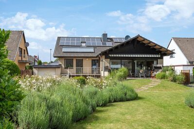 Großer Garten, Tolle Architektur, Partykeller - Traumhaftes Einfamilienhaus zum Verkauf