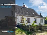 Sanierungsbedürftiges Einfamilienhaus auf ca. 1.230 m² großem Grundstück in Lühmannsdorf vor Usedom - Lühmannsdorf