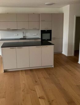 ERSTBEZUG - 3 Zimmer inkl. moderner Küche - Haag (Oberbayern)