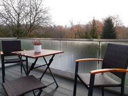 Nordstadtcharme pur & mit Balkon! Freie & helle 3-Zimmer-Wohnung im 1.Stock, zentrale aber ruhige Lage in Rennweg - Nürnberg