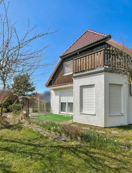 Einfamilienhaus auf großem Grundstück an der Ostsee - in Nienhagen - Nienhagen (Mecklenburg-Vorpommern)