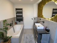 Traumhafte 3-Zimmer-Erdgeschosswohnung mit Terrasse, großem Garten & Garage in ruhiger Lage - Höchstadt (Aisch)