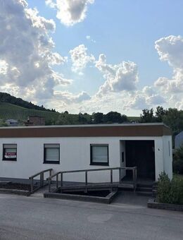 Fell - Fastrau, nahe Schweich - Bungalow mit großem Garten und 3 Garagen - Fell