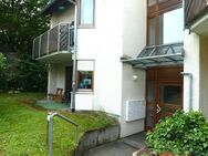 Individuell geschnittene 3,5-Zimmer-EG-WOHNUNG mit 3 Terrassen und moderner Einbauküche ... - Pleidelsheim